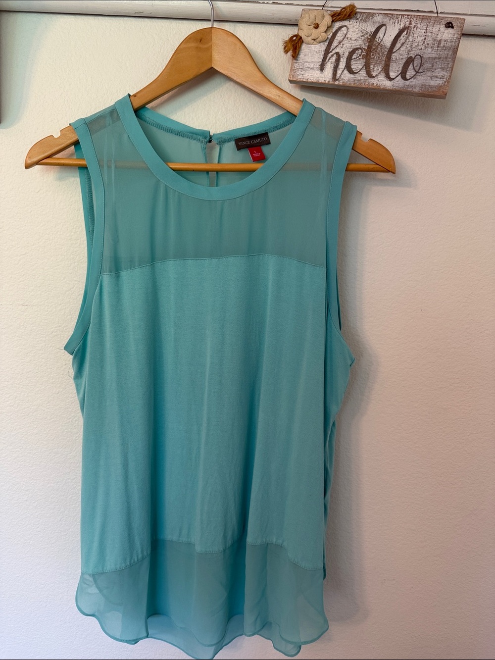 🌻 Vince Camuto Aqua Sleeveless Sheer Yoke Chiffon Tank